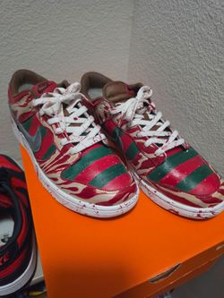 Custom dunks