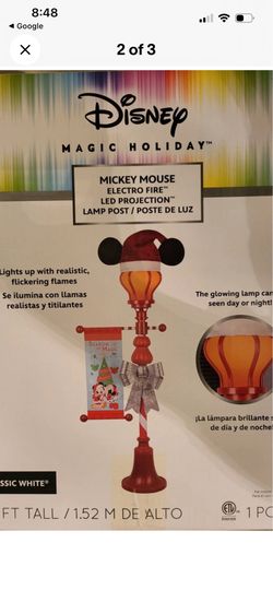 Disney Mickey Mouse Holiday lamp post