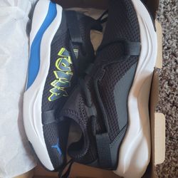 Puma Sneakers Size 4C