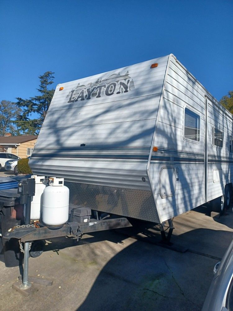 2002 Layton 22ft. Travel Trailer For Sale