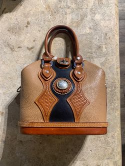 Sam Roberts Leather Bag