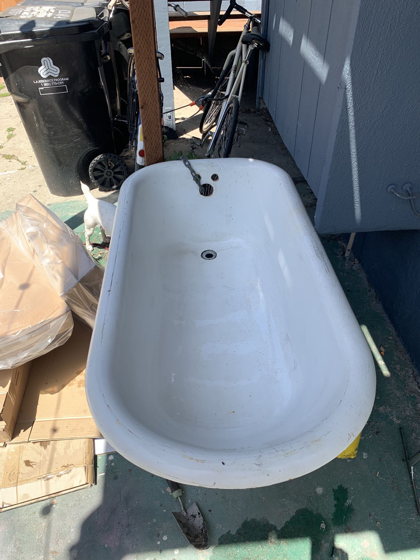 Vintage Claw Foot Tub for Sale in Los Angeles, CA OfferUp