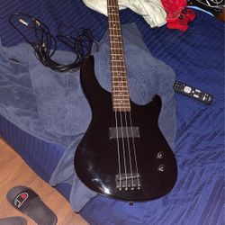 Deam Bass Guitar