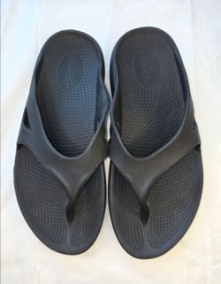 Oofos (Flip Flop)