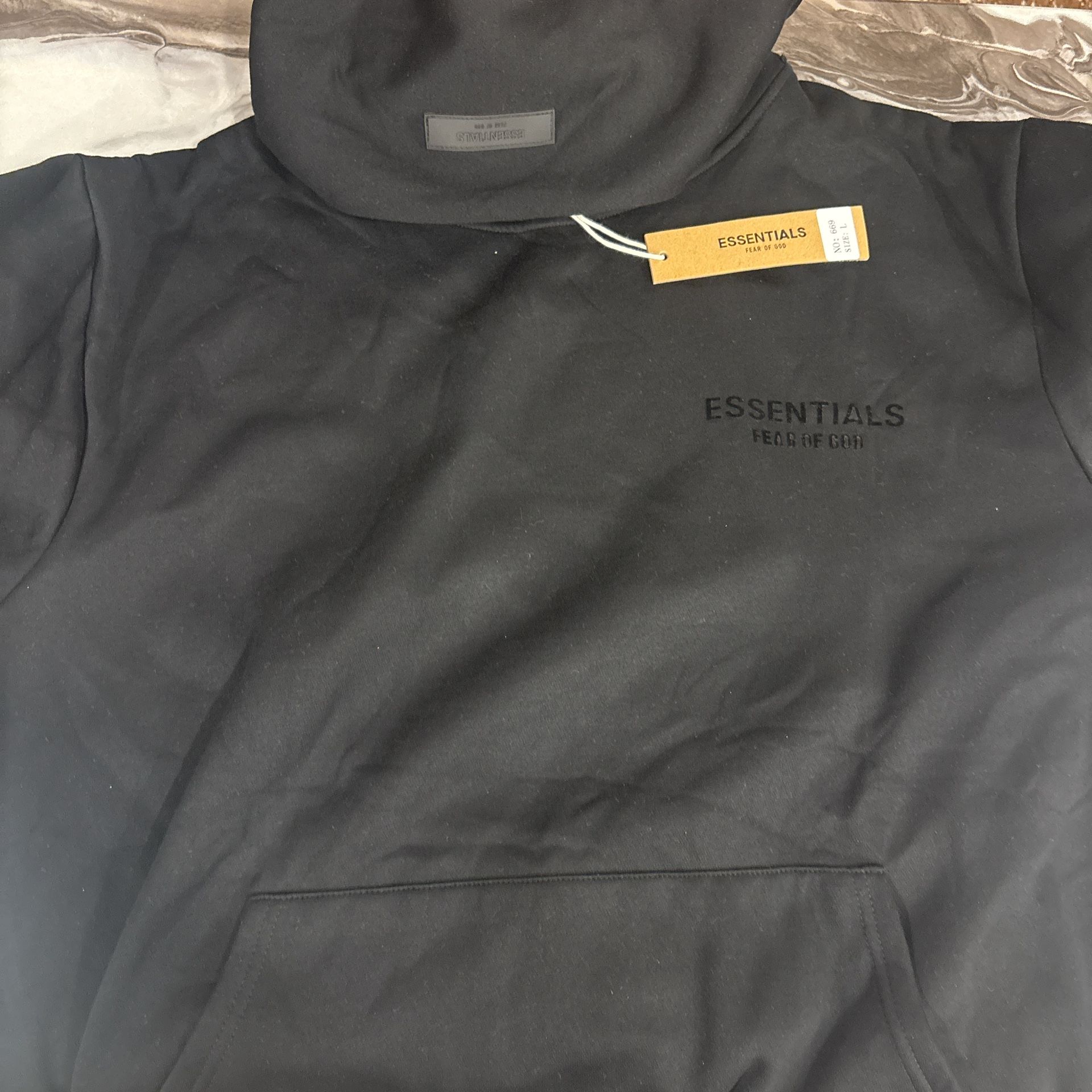 1•1 Black Essential Fear Of God