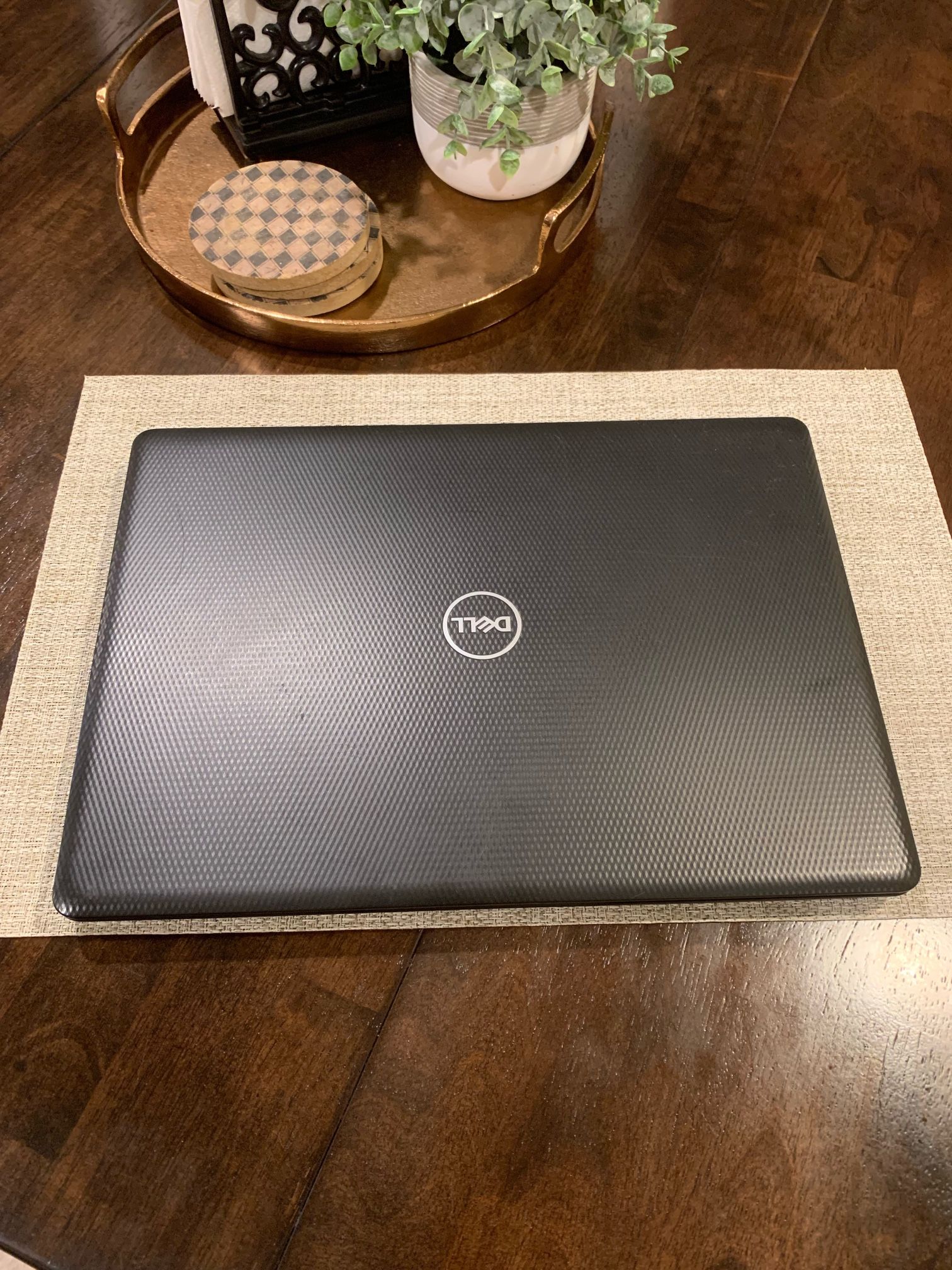 i5 Dell 10th Gen with Bluetooth, Windows 11, SSD, HDMI, and 16 GB Ram!