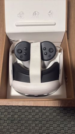 Meta quest 3 with case and charger