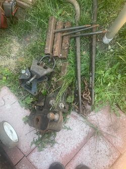 Trailer hitch with bars and other parts