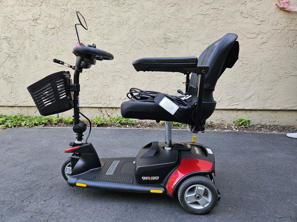 Gogo Elite Traveller Scooter