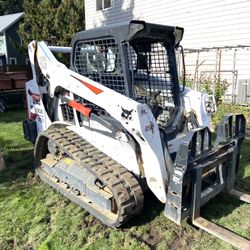 BOBCAT T595 TRACKED SKIDSTEER FRONT LOADER