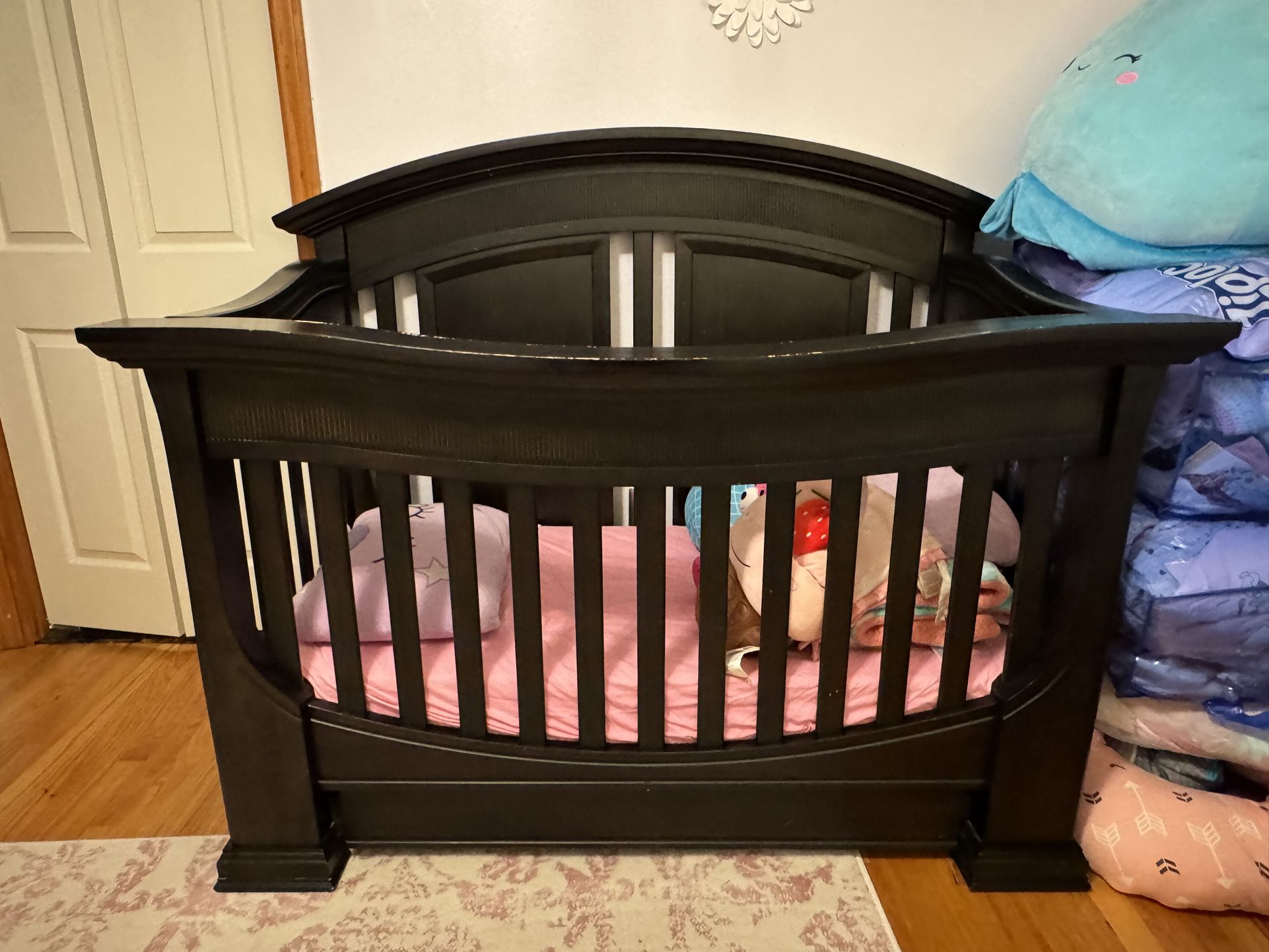 Baby Appleseed Davenport Nursery Set