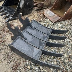 Kubota Mini Excavator Root Rake 