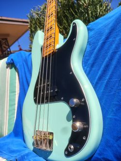 2023 Squire Classic Vibe Precision Bass *upgraded brass saddles