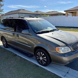 2005 KIA Sedona