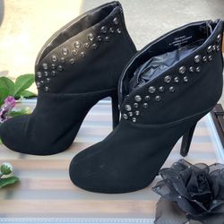 Women’s Boots 
