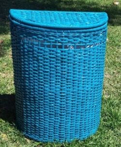 Hamper with liner, see 2 pics