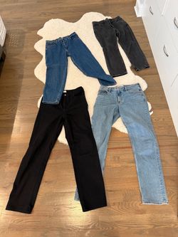 Abercrombie women’s jeans - Excellent condition!!