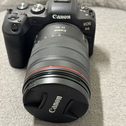 Cano R6 andCanon 24-105mm RF f4