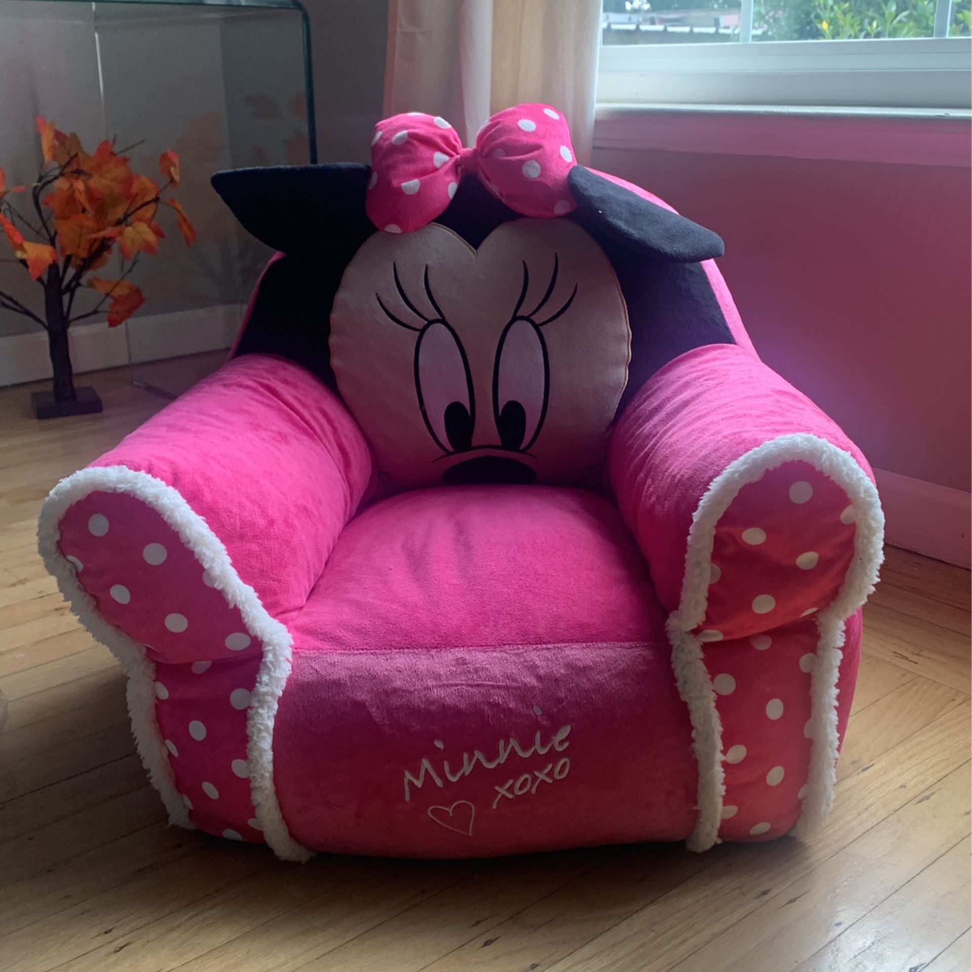 Minnie Mouse Chair