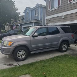 Dealership Maintained Sequoia 4x4 Ltd 