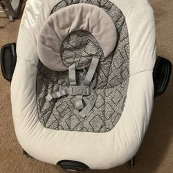 New/Unused Graco Soothing Vibrations Baby Bouncer