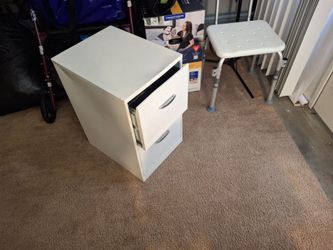 Filling cabinet