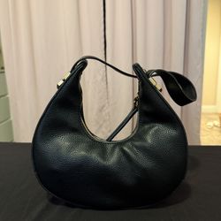 Black Purse