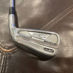 Titliest AP2 6 Iron