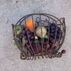 Decorative Fruit Basket 