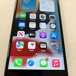 iPhone 6s Plus factory unlocked to any carrier is 32 GB great condition new battery