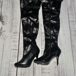 Sleek And Sexy PLEASURE Thigh High Boots