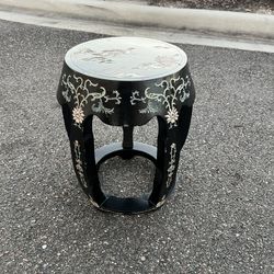 BEAUTIFUL Vintage Chinese Carved Hand Painted Stool/Side Table Swans Flowers. Used in good condition with some cosmetic blemishes. These blemishes are