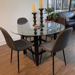 5 Piece Dining Set- Round Table w/ 4 Gray Chairs