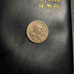 2000 P SACAGAWEA ONE DOLLAR COIN US LIBERTY GOLD COLOR CIRCULATED