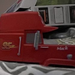 Lightning Mcqueen Holds Cars And Is A Car Carrier Toy