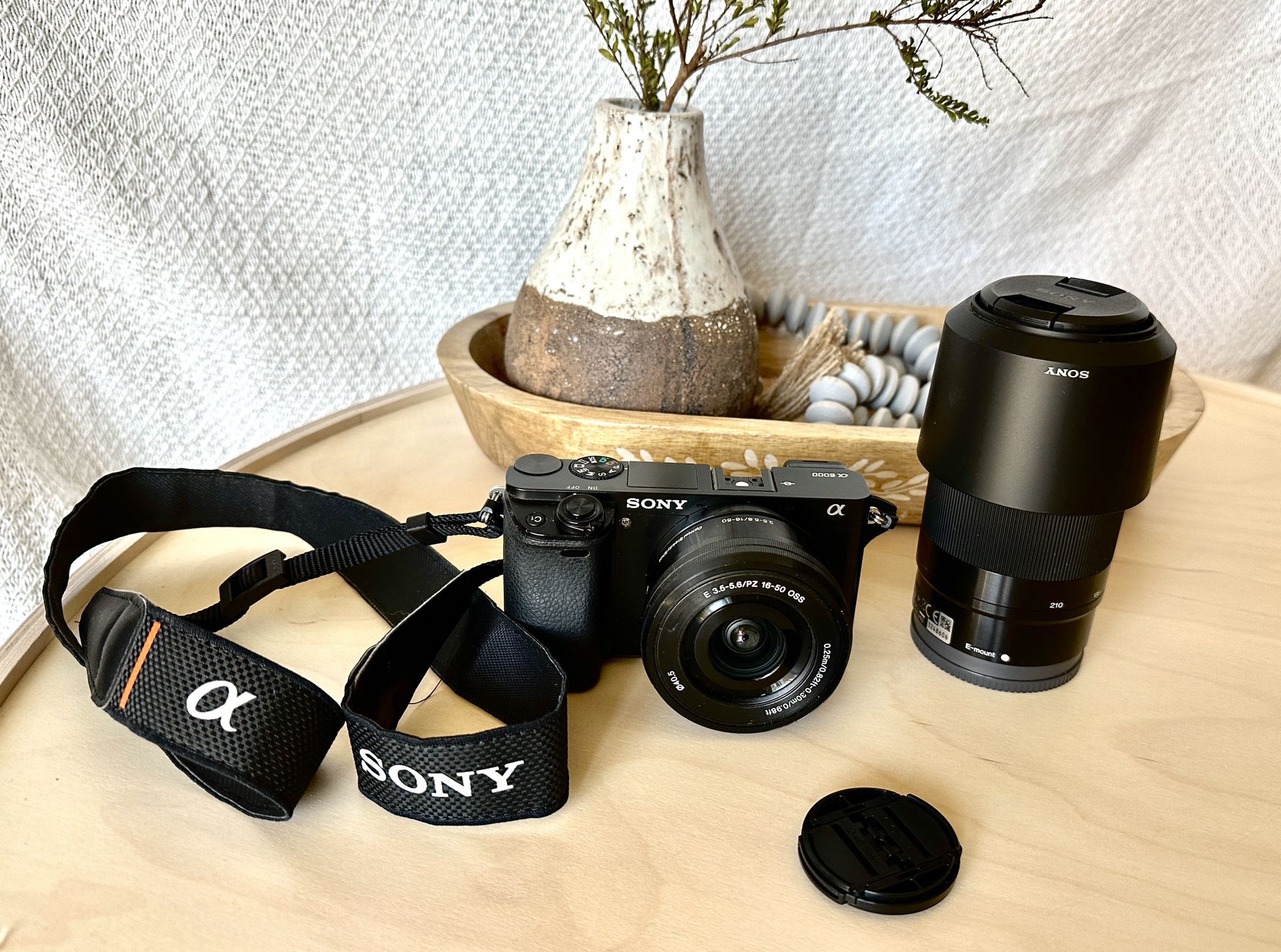 Sony Alpha 6000 Interchangeable Lens Camera