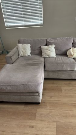 3 seater Couch