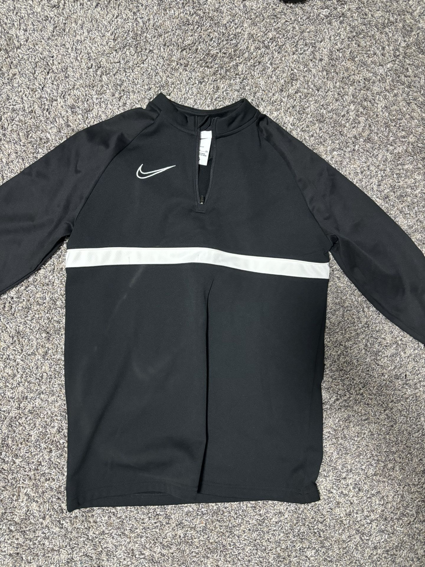 Big boys Nike Track Shirt