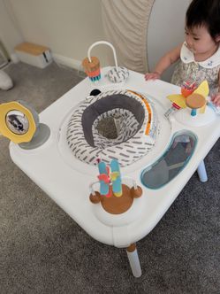 Skip Hop Discovery Montessori Activity table