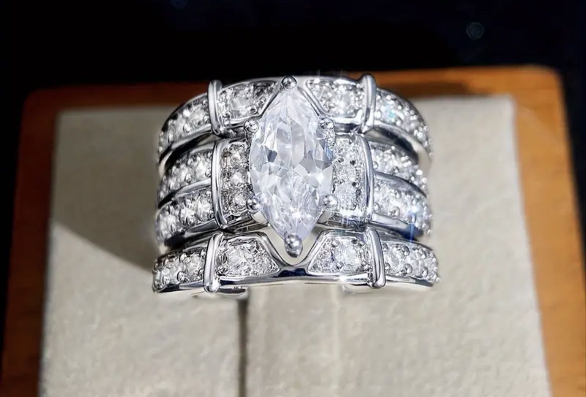Engagement Ring With Box