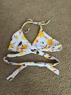 SHEIN white yellow and brown wrap around bikini top size medium