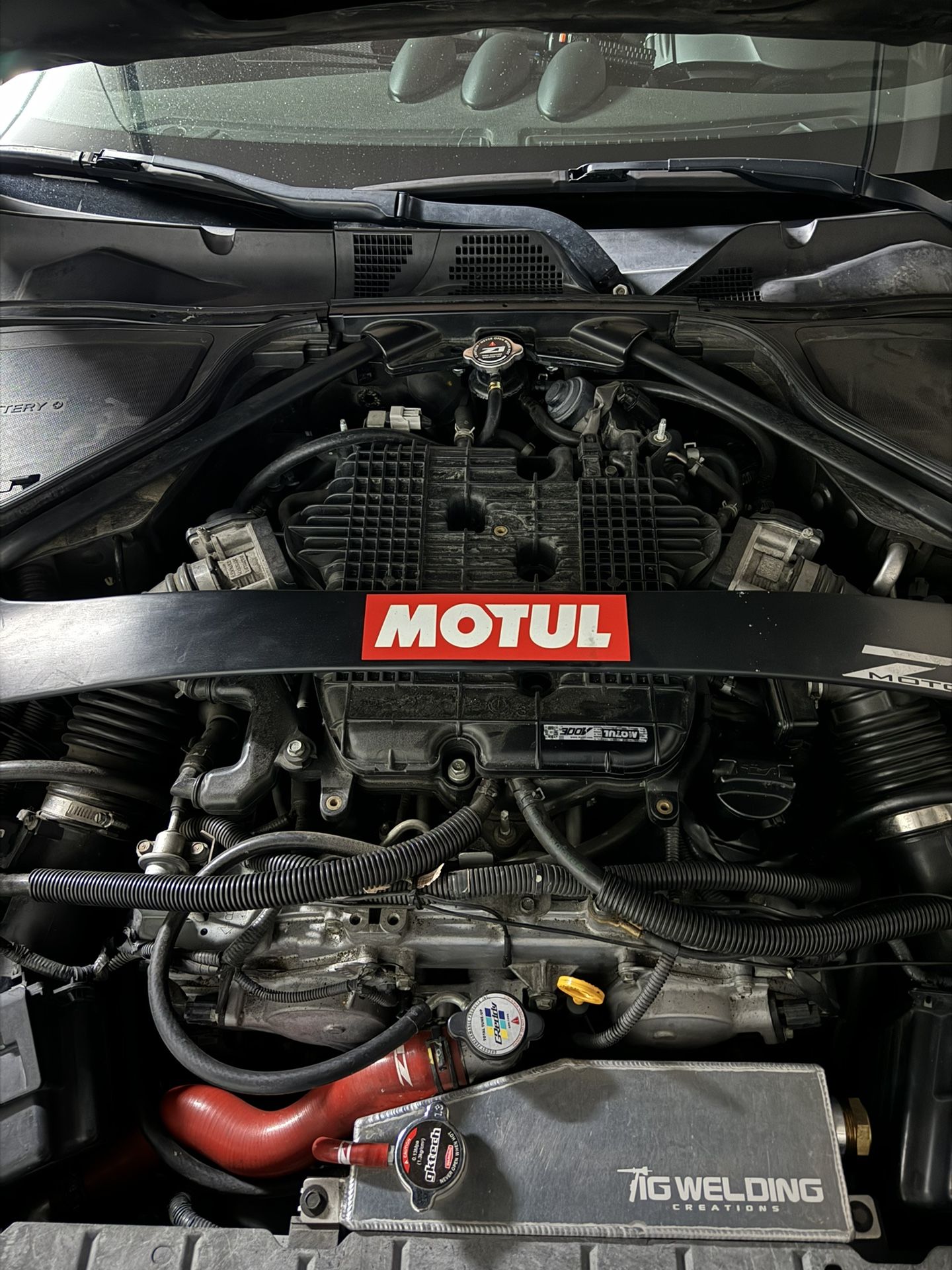 Nissan 370z Swirl Pot + Z1 Lower Radiator Hose combo for Coolant System