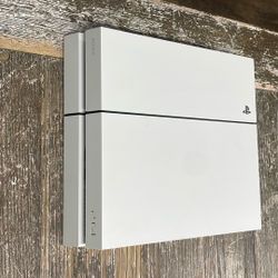 Ps4  500gb Console Only.   $100