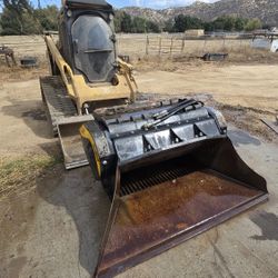MB Crusher L-200