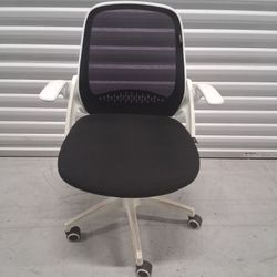 WORK CHAIR: 3 FT TALL 