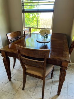 Ethan Allen Solid Wood Dining Table Set – Includes 6 Chairs & 2 Extension Leaves