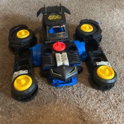 Batmobile Transformer Car! 