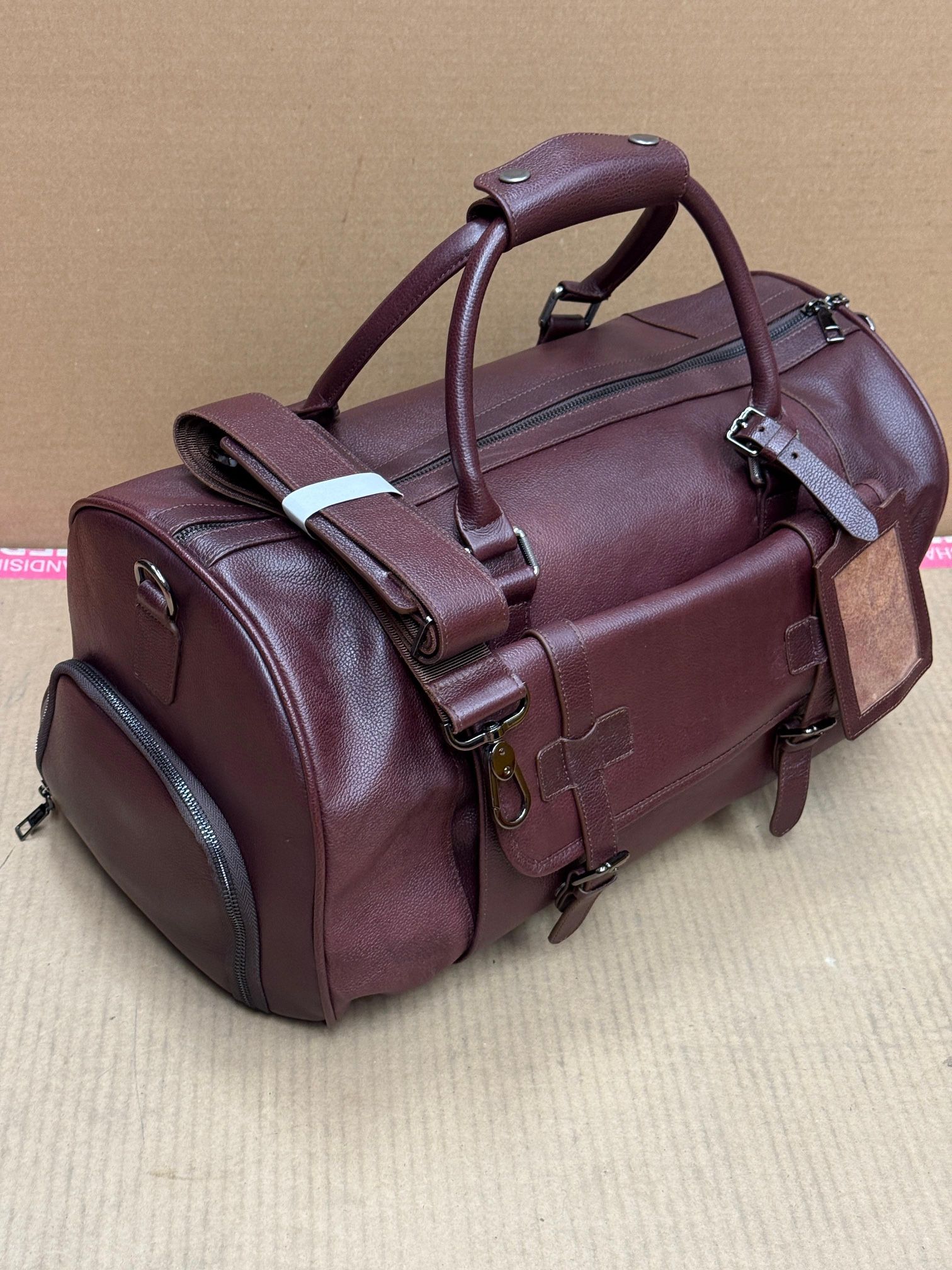 Executive Classic Wine Tone Top Grain Cow Leather Duffle Travel / Gym Bag