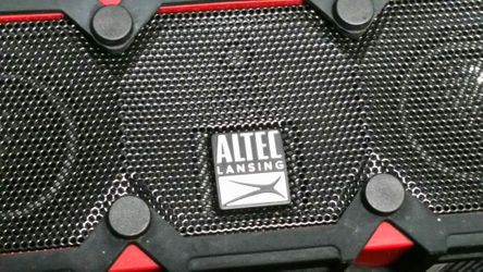 Altec Lansing iMW478 Mini LifeJacket 3