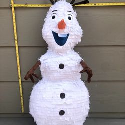 Olaf Piñata